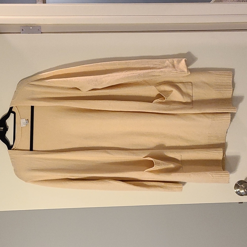 Long sleeve cardigan